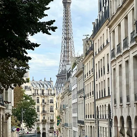 Champs Elysees 4 Apartment