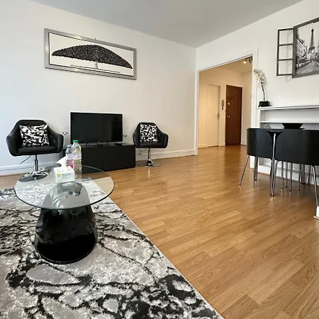 Champs Elysees 4 * Paris